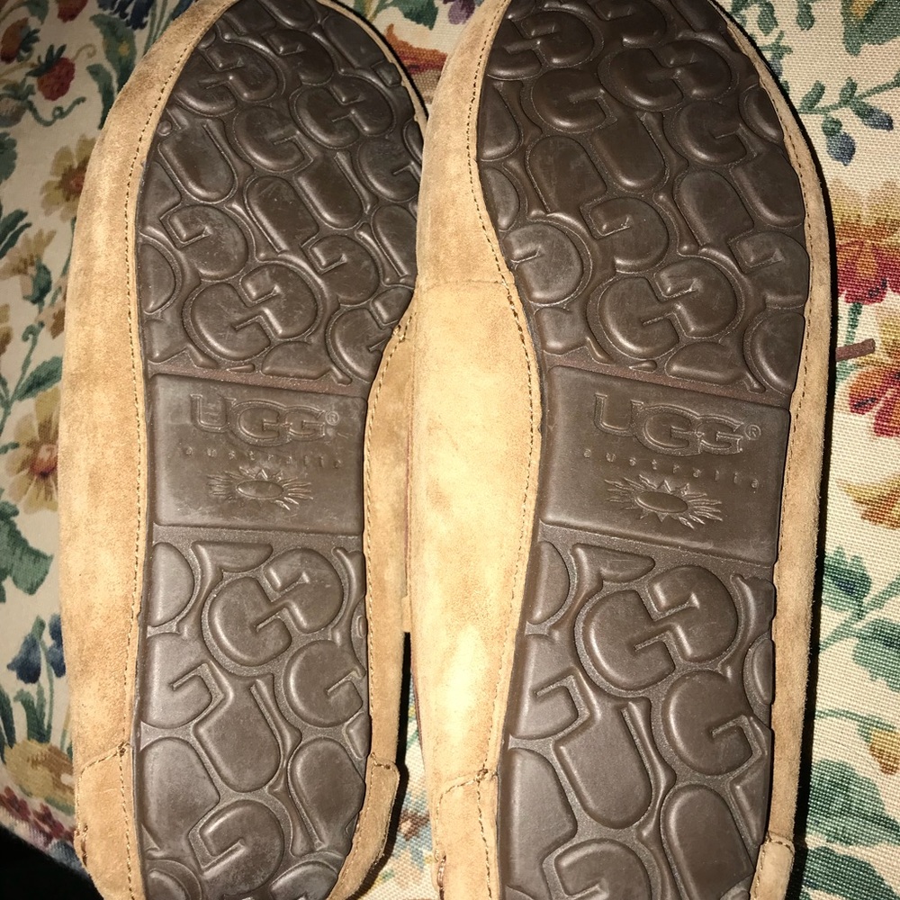 Ugg slippers